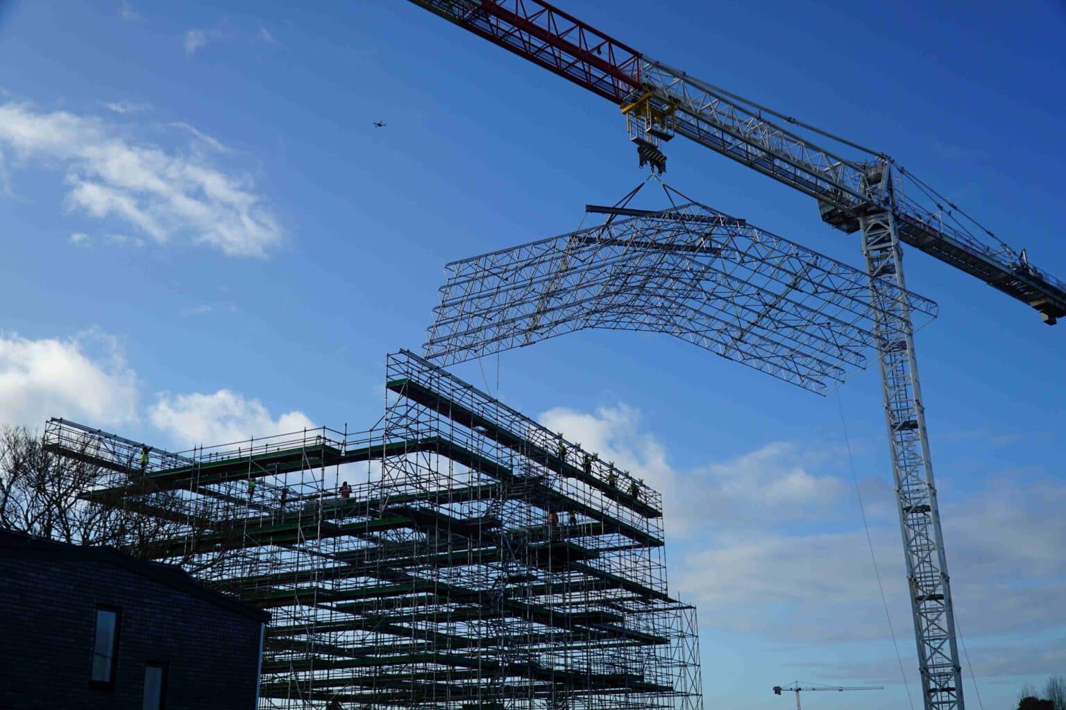 Craning on the rolling roof