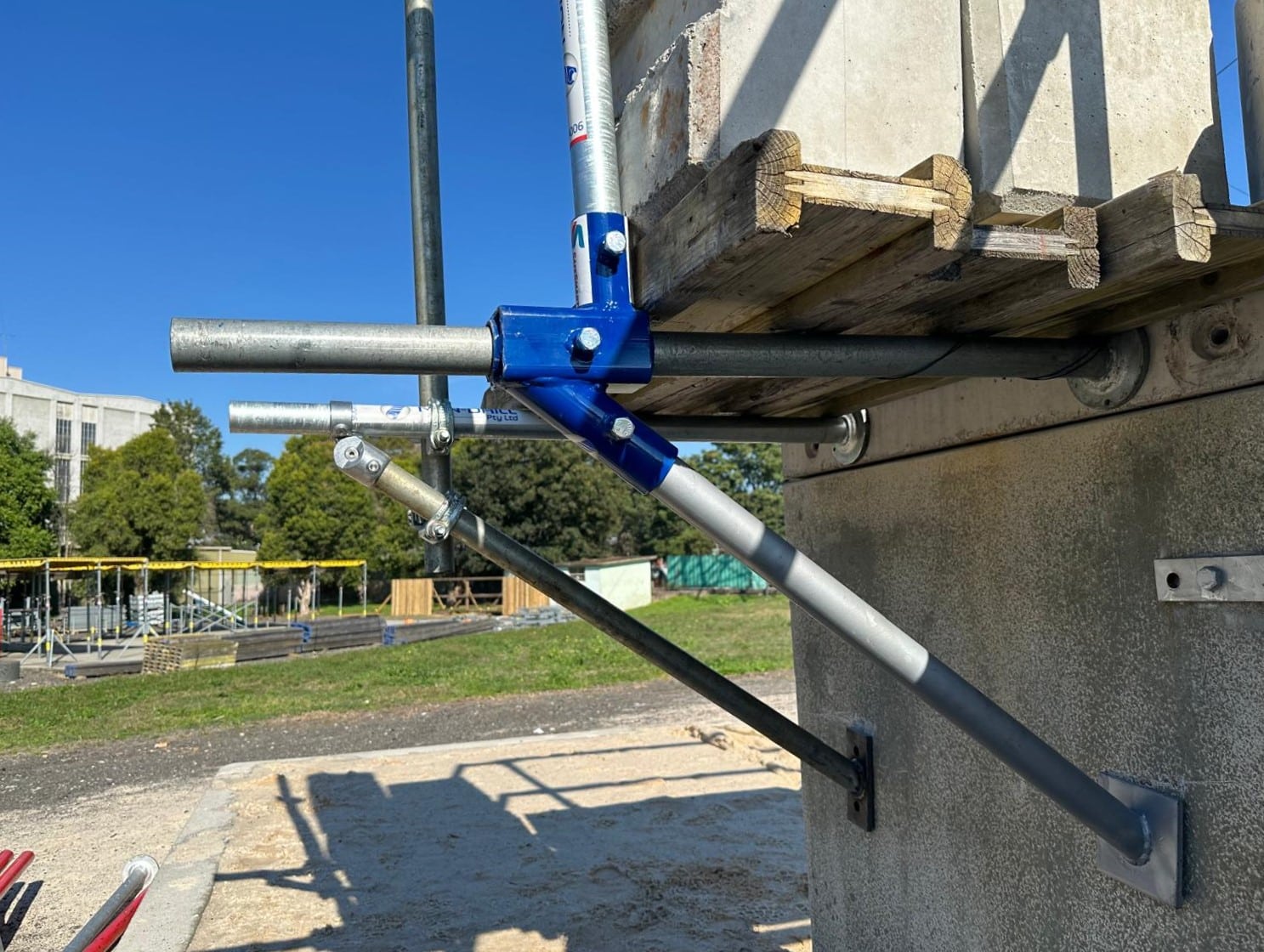 Non-Drill Walkway Adaptor Bracket